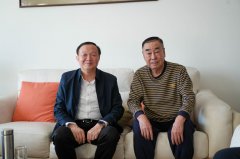 校带领春节前夜走访慰问院士、老带领